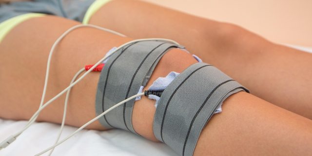 physiotherapy, treatment, legs, knees, pressure, equipment, hospital, clinic, analysis, cure-5624921.jpg